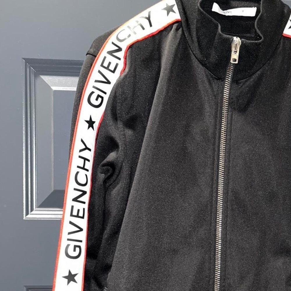 Men’s Large Givenchy Jacket - Picture 3 of 3